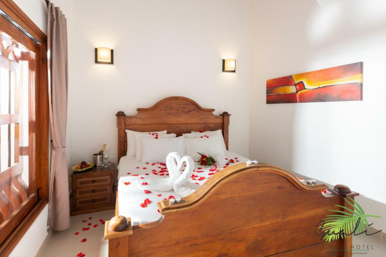 Finca Hotel Guali Santafe Санта-Фе-де-Антіокія Екстер'єр фото